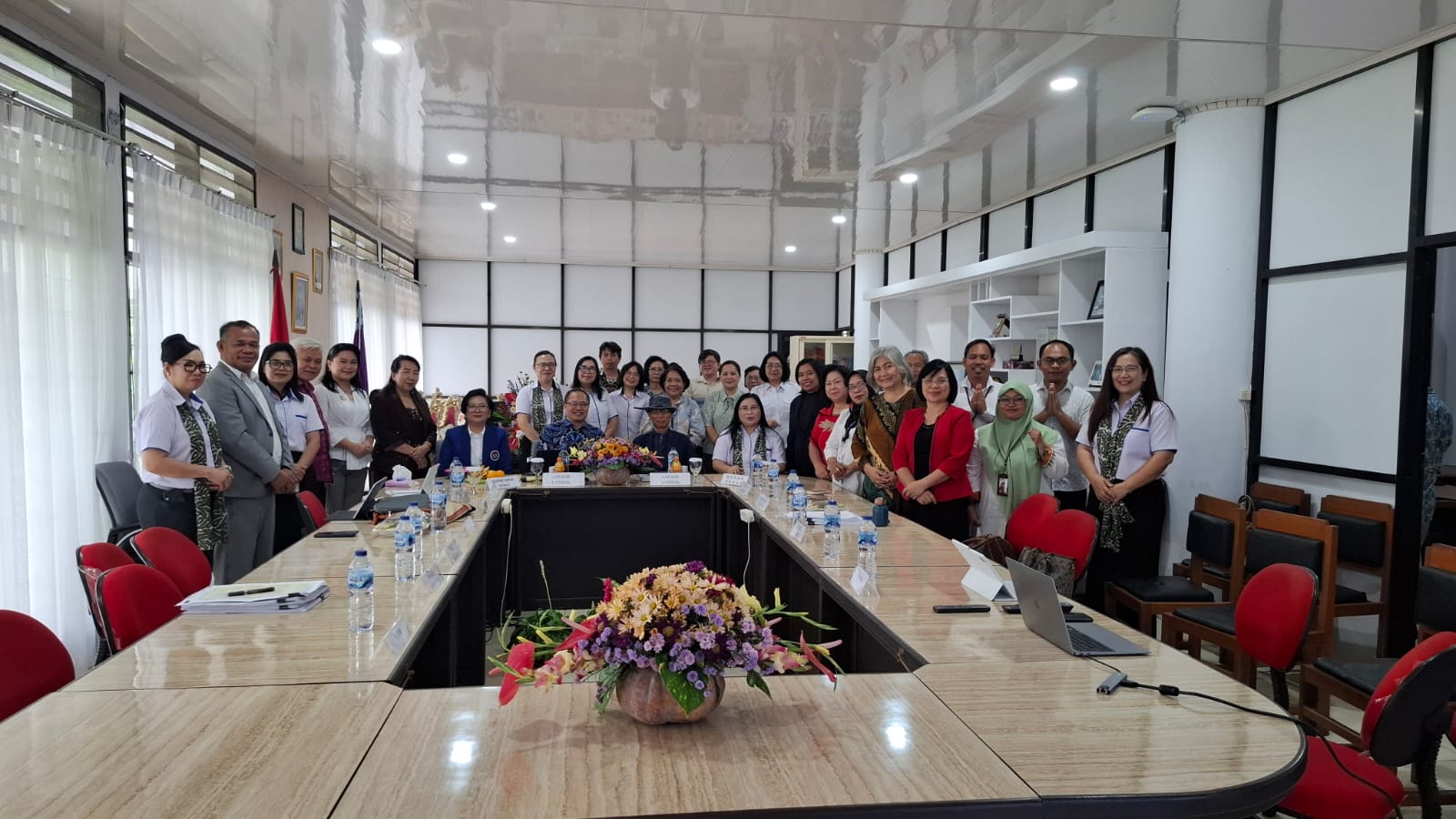 Program Studi Pendidikan Bahasa Inggris Jalani Asesmen Lapangan LAMDIK untuk Akreditasi